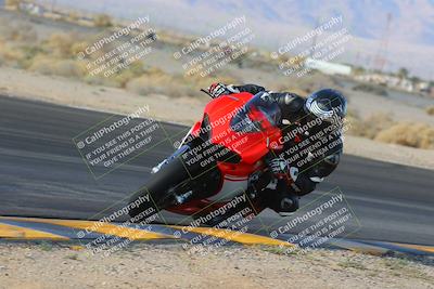 media/Dec-18-2022-SoCal Trackdays (Sun) [[8099a50955]]/Turn 4 Inside (10am)/